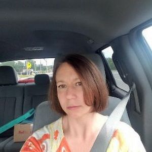 Meet your Posher, Carla